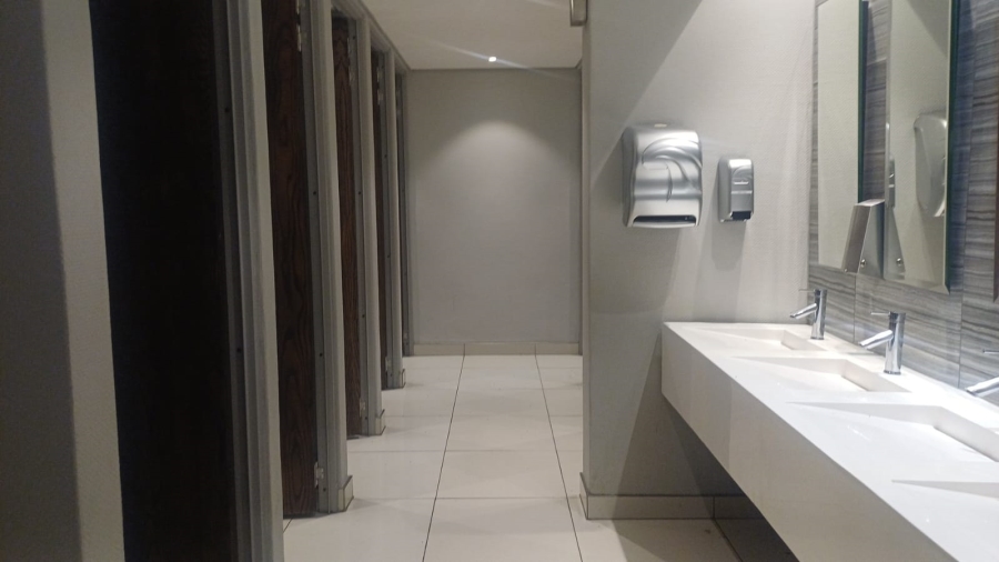 To Let Commercial Property for Rent in Foreshore Western Cape